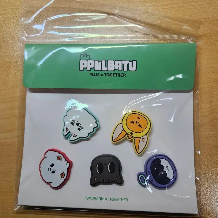 [BUNJANG] TXT (Tomorrow X Together) PPULBATU Badge Set / 투모로우바이투게더 PPULBATU 뱃지 세트
