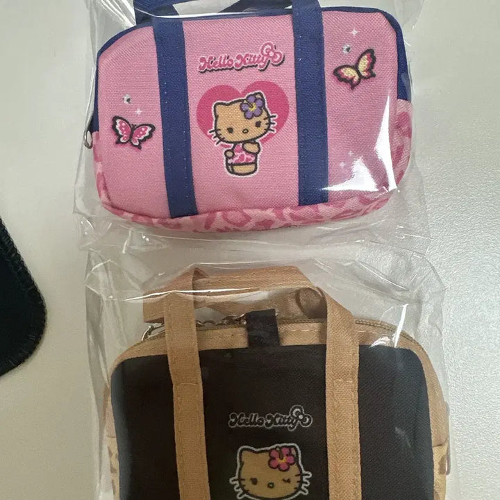 [BUNJANG] Sanrio Tanning Kitty Mini School Bag Keyring / (개별)산리오 태닝키티 미니 스쿨백 키링