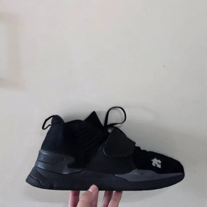 [BUNJANG] Descente Partial Flex 3.0 High Triple Black Training Shoes / [280] 데상트 파셜 플렉스 3.0 하이 트리플블랙ㅡ단종매물,최저가