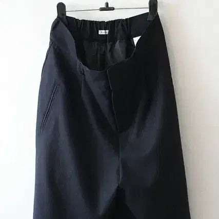 [BUNJANG] Haupia Wool Short Wide Pants / haupia 하우피아 wool short wide 팬츠 울 반바지