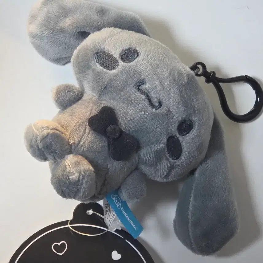 [SOLD OUT] 산리오 시나모롤  애쉬 모노크롬 시리즈 키링 새상품