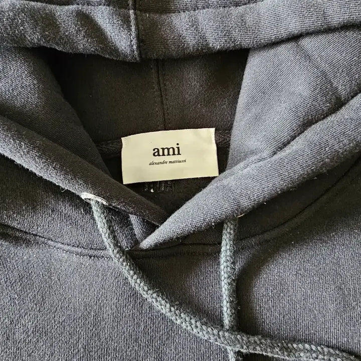 [BUNJANG] AMI Hooded Sweatshirt / 후드티