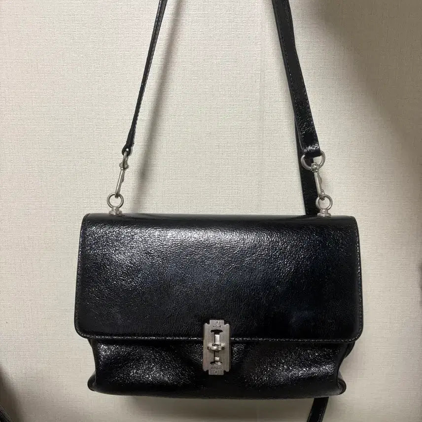 [BUNJANG] Vunque Baguette Bag Small Black Shoulder Bag / 분크 바게트백 스몰 s 블랙 숄더백