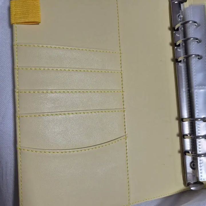 [BUNJANG] Macaron Binder Yellow / 마카롱 바인더 옐로우