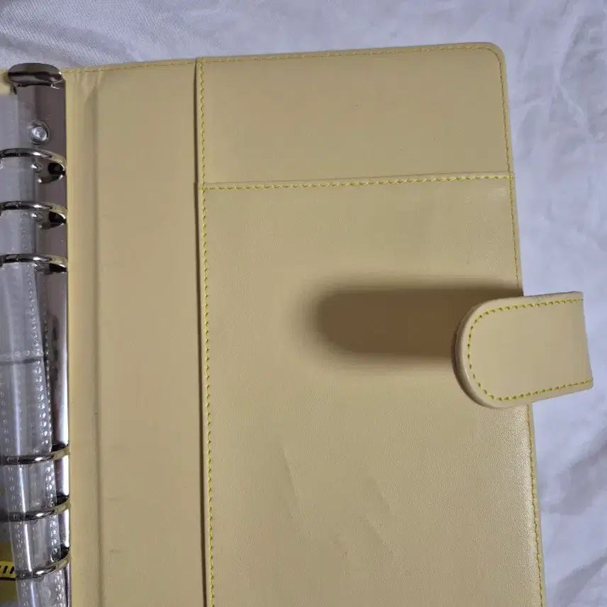 [BUNJANG] Macaron Binder Yellow / 마카롱 바인더 옐로우