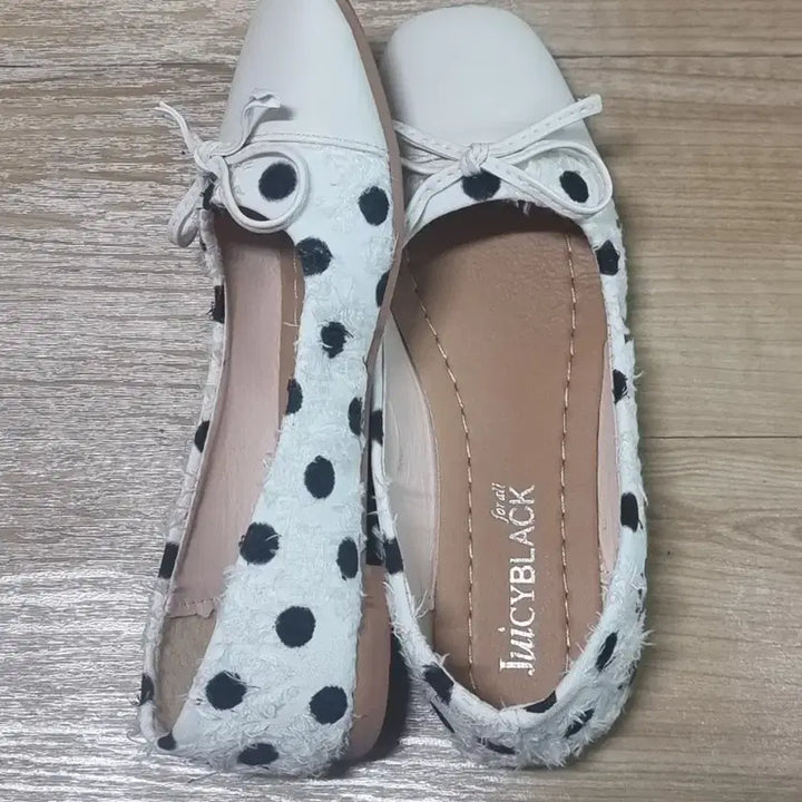 [SOLD OUT] 여성플랫슈즈 235 새상품