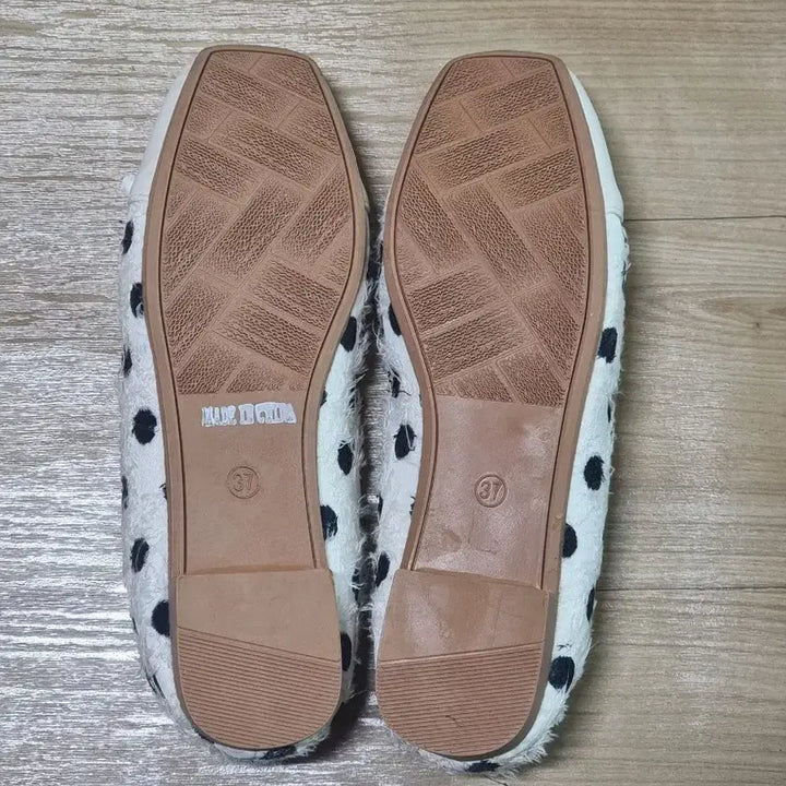 [SOLD OUT] 여성플랫슈즈 235 새상품