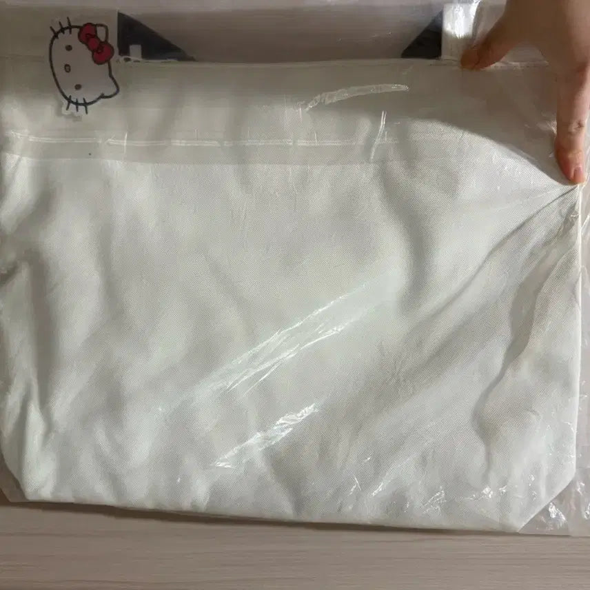 [BUNJANG] Sanrio Hello Kitty Eco Bag / 산리오 헬로키티 에코백