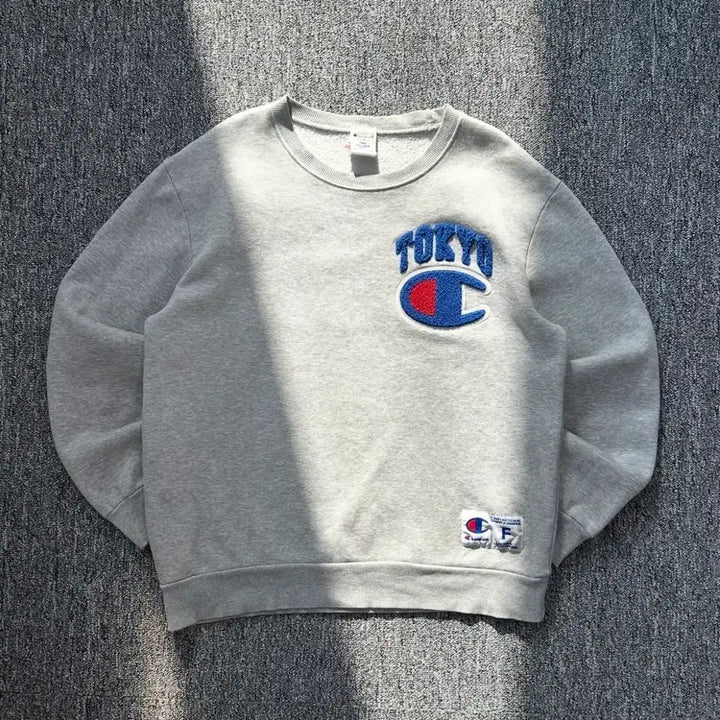 [SOLD OUT] 챔피온 도쿄 헤비 웨이트 스웻셔츠