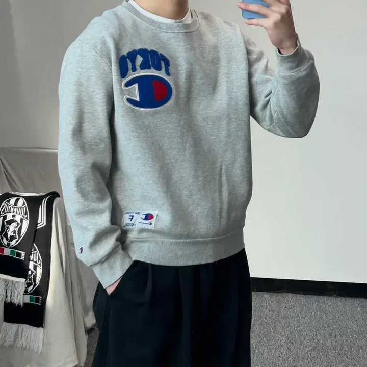 [SOLD OUT] 챔피온 도쿄 헤비 웨이트 스웻셔츠