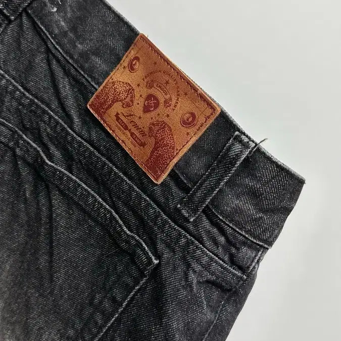 [SOLD OUT] 엘무드 아키라 플레어 데님 워시드 블랙