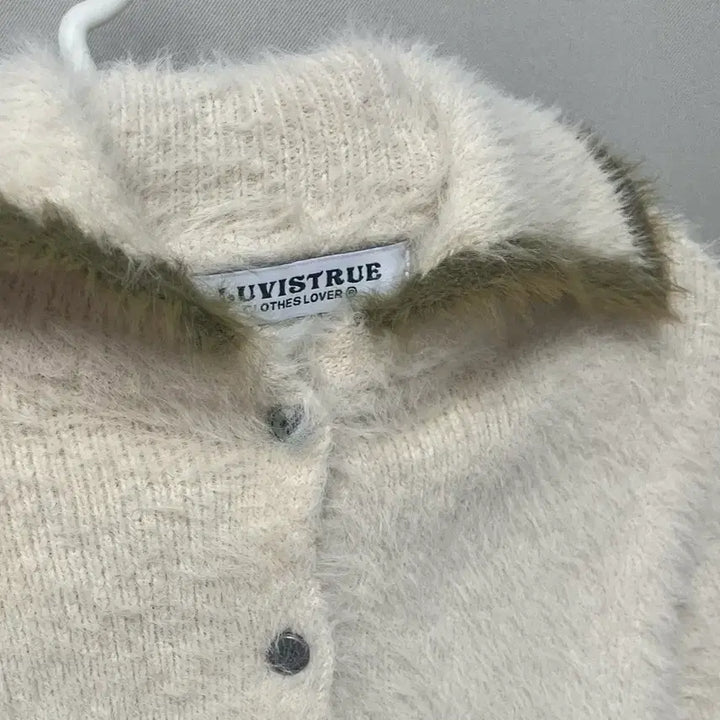[BUNJANG] Love Is True Kara Crop Knit Cardigan / 1회착용) 러브이즈트루 카라 크롭니트가디건