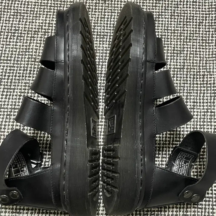 [BUNJANG] Dr. Martens Clarissa Sandals UK4 Black / [닥터마틴 클라리사 샌들 UK4 / 블랙]