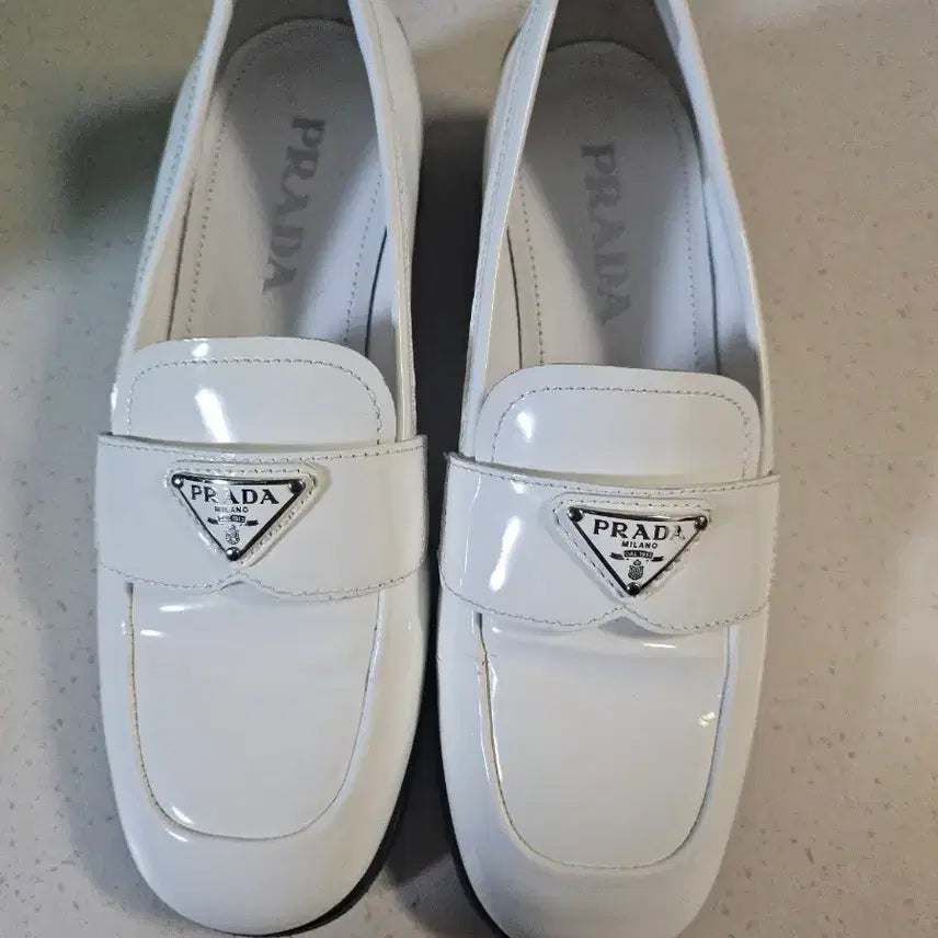 [BUNJANG] Prada Brushed Patent Loafers / 프라다 브러시드 페이던트 로퍼