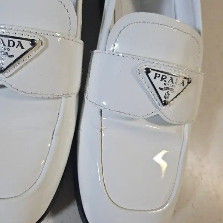 [BUNJANG] Prada Brushed Patent Loafers / 프라다 브러시드 페이던트 로퍼