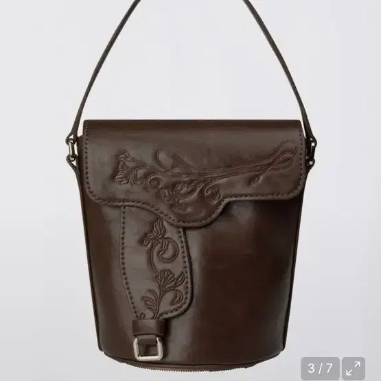 [BUNJANG] Sculptor Saddle Bucket Bag Brown / 스컬프터 가방 Saddle Bucket Bag Brown