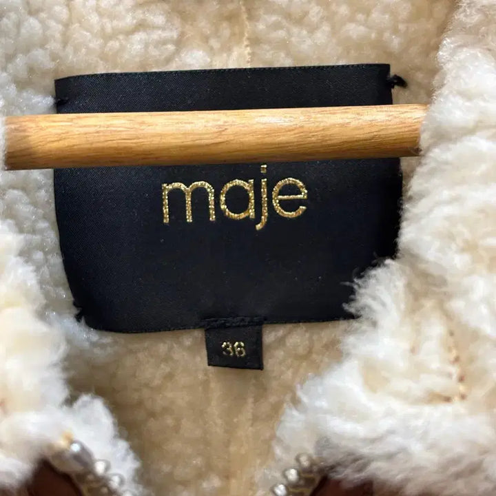 [BUNJANG] Maje High Neck Lambskin Mouton Coat / 마쥬 하이넥 양가죽 무스탕 코트 35.0 얼