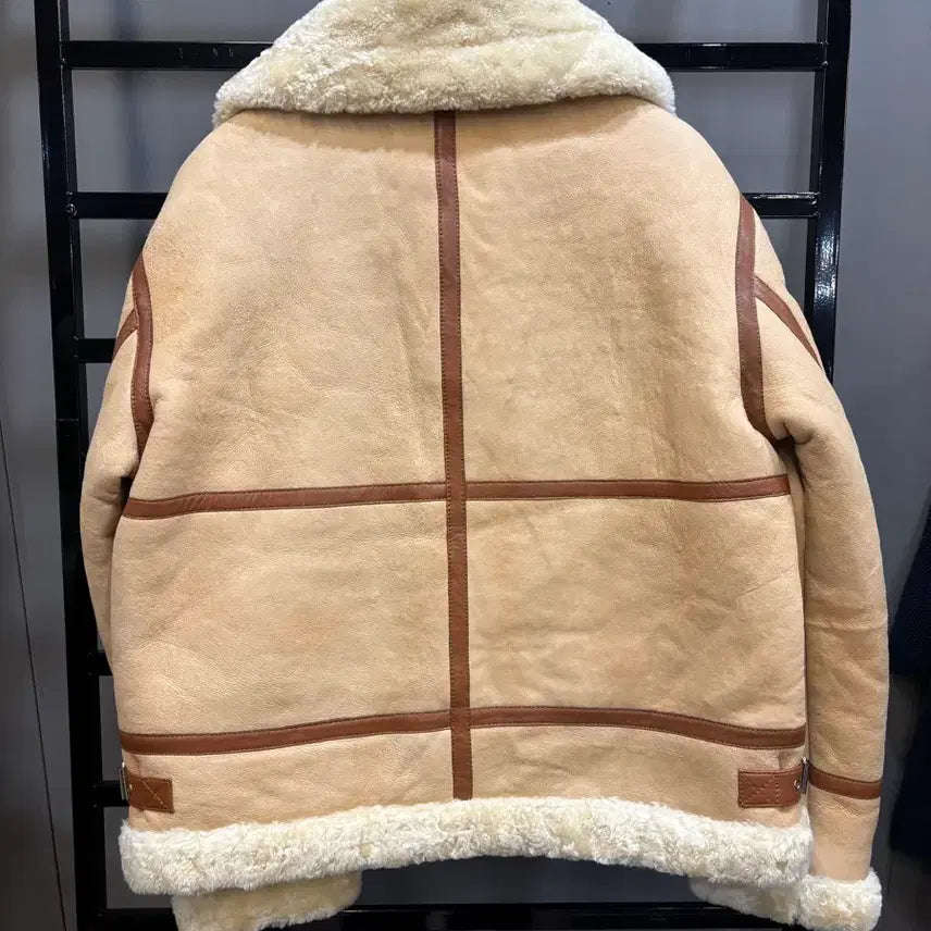 [BUNJANG] Maje High Neck Lambskin Mouton Coat / 마쥬 하이넥 양가죽 무스탕 코트 35.0 얼