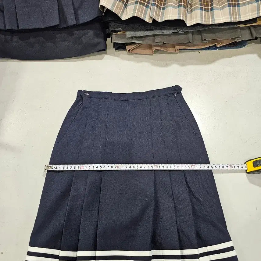 [BUNJANG] Used School Uniform Skirt Size 68 / 중고 교복치마 사이즈 68