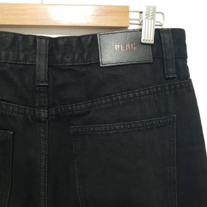 [BUNJANG] Plac Jean I WANT Cropped Slim Straight Denim Pants / 플랙진 I WANT 크롭 슬림 스트레이트 데님 팬츠 30_M0398