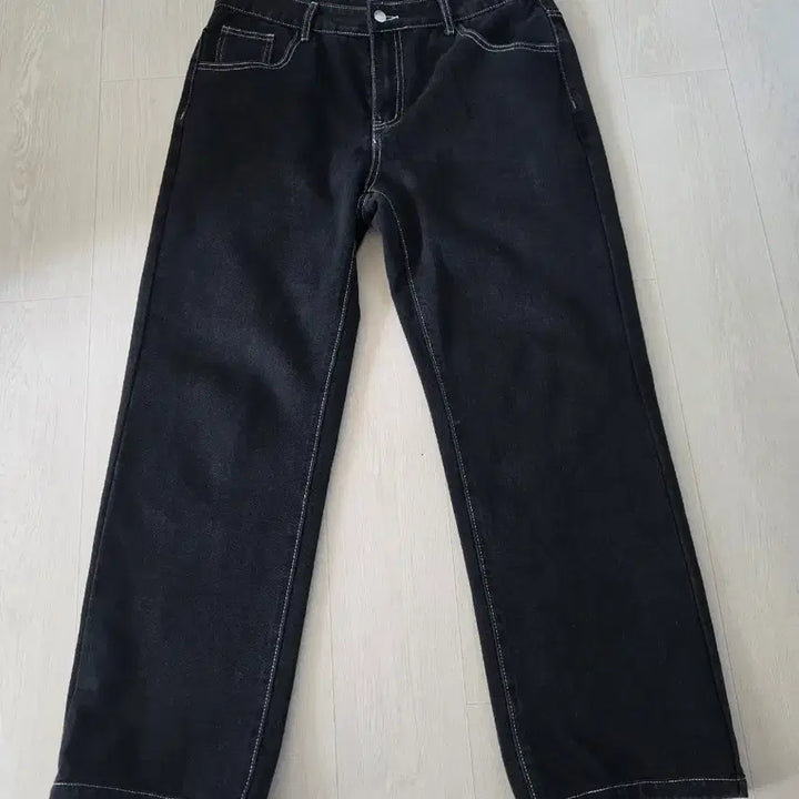 [SOLD OUT] 블랙 와이드 스티치 데님 팬츠 L