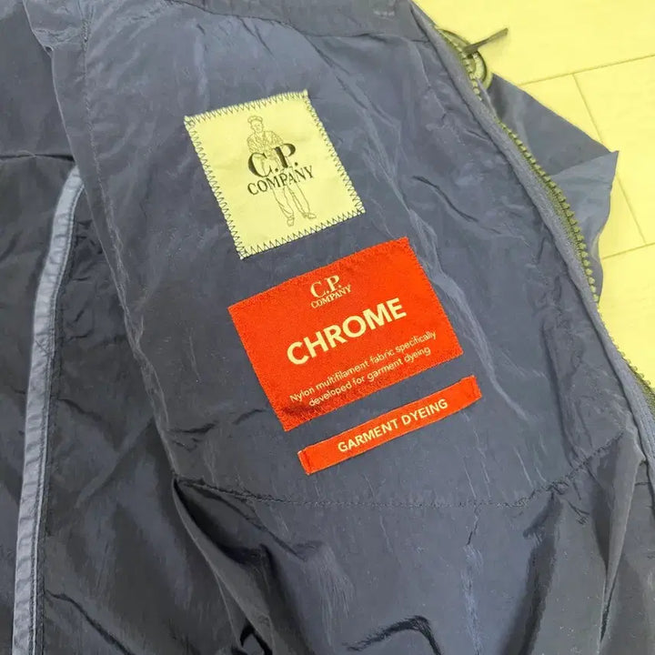 [SOLD OUT] cp컴퍼니 크롬 셔츠 자켓  L 사이즈