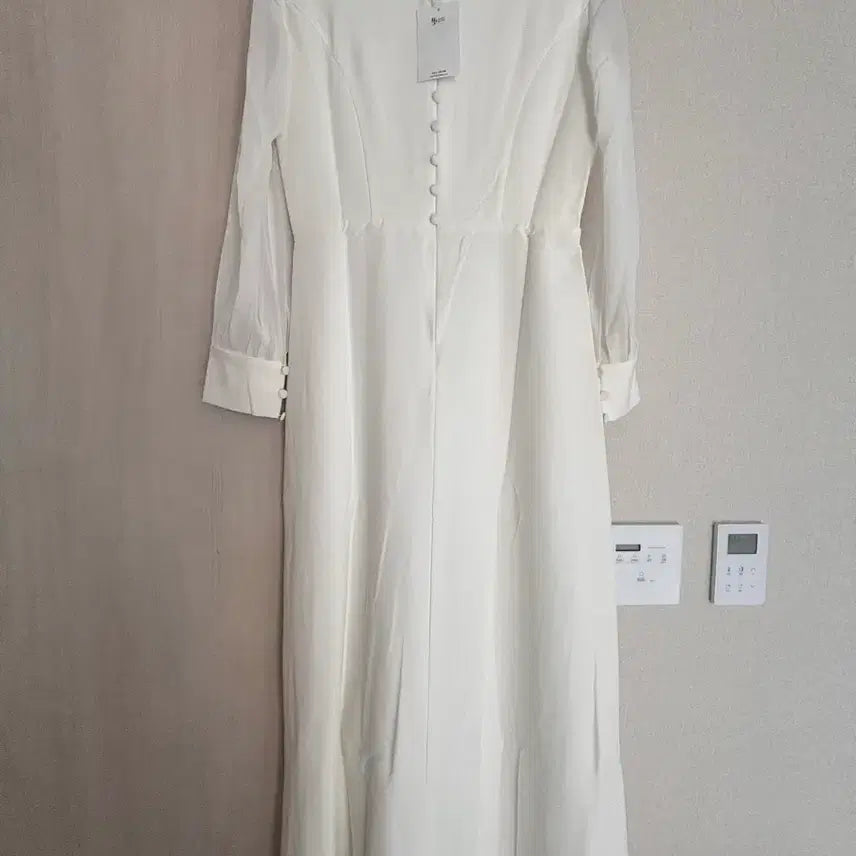 [BUNJANG] Self Wedding Long Sleeve Dress / 셀프웨딩 드레스 새제품