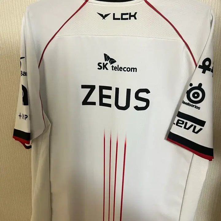 [BUNJANG] T1 Zeus 2024 Worlds Jersey Uniform / L사이즈 2024 제우스 월즈 t1 티원 저지 유니폼