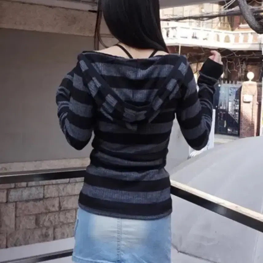[BUNJANG] IsIs [nnn] Block Long Hoodie BK / 이즈이즈 [nnn] block long hoodie bk