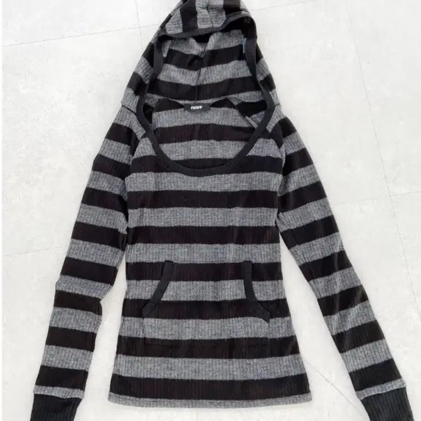 [BUNJANG] IsIs [nnn] Block Long Hoodie BK / 이즈이즈 [nnn] block long hoodie bk