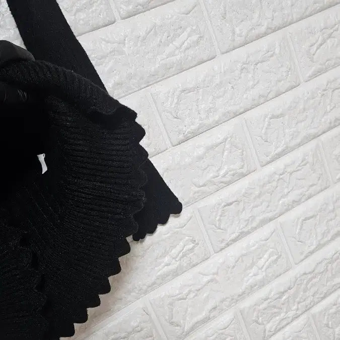 [BUNJANG] Black Ribbed Knit Top / 골지 반목 블랙 니트 긴팔s