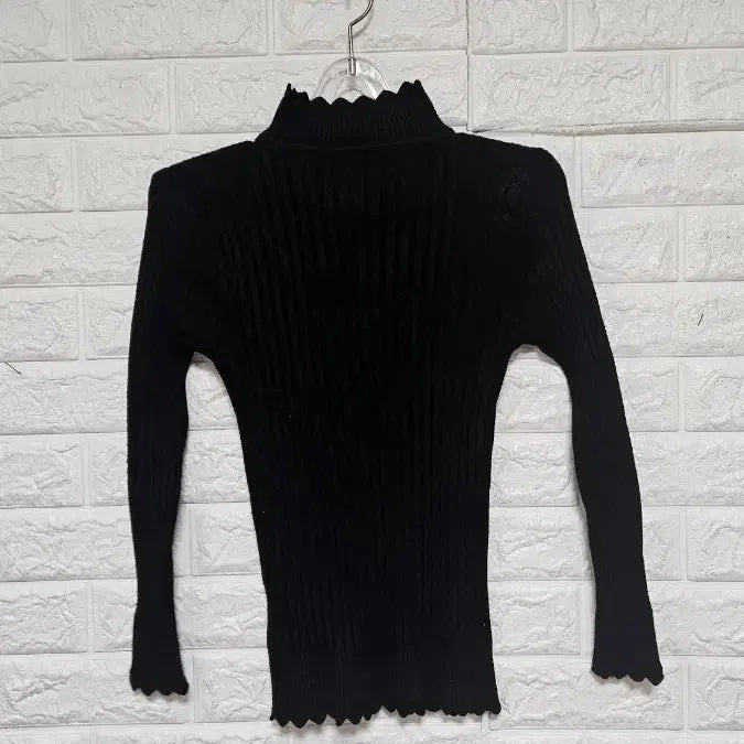 [BUNJANG] Black Ribbed Knit Top / 골지 반목 블랙 니트 긴팔s