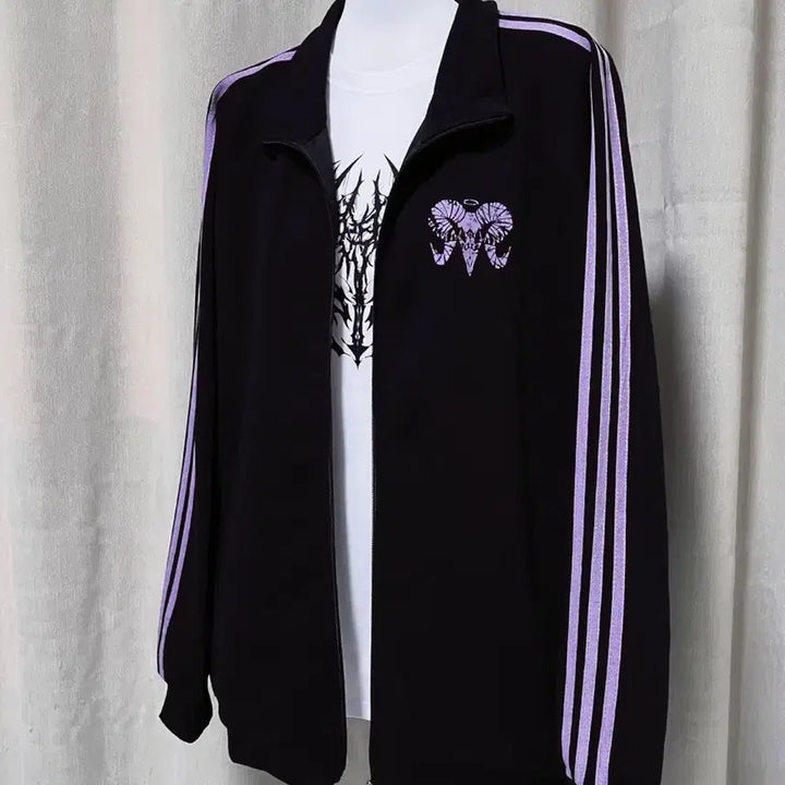 [BUNJANG] Subculture Gothic Sheep Print Track Jacket / 지뢰계 서브컬처 고딕  양머리 프린트 사이드 라인 트랙 재킷(2컬러)
