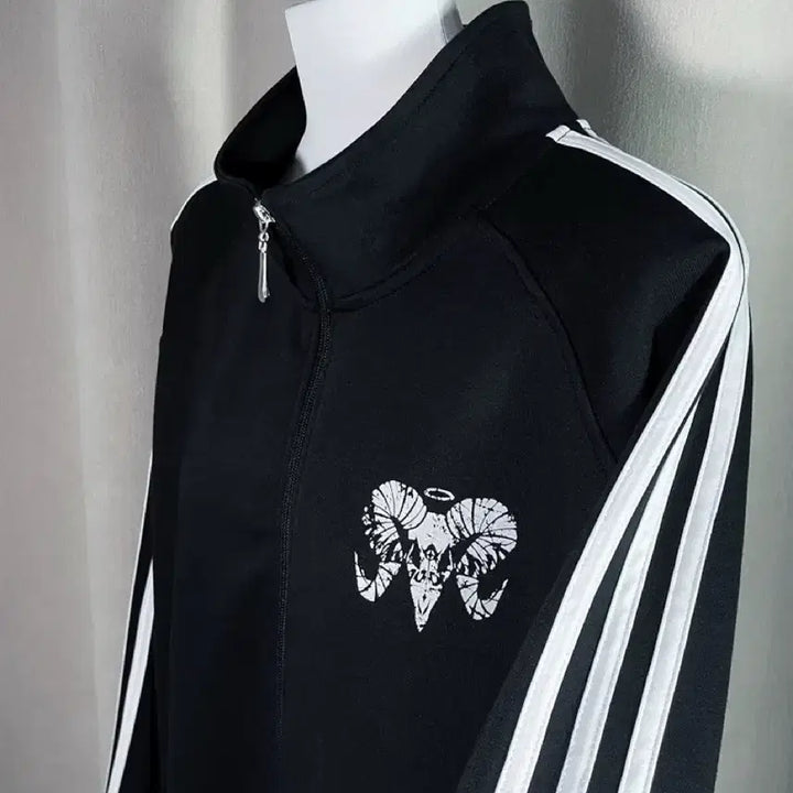 [BUNJANG] Subculture Gothic Sheep Print Track Jacket / 지뢰계 서브컬처 고딕  양머리 프린트 사이드 라인 트랙 재킷(2컬러)