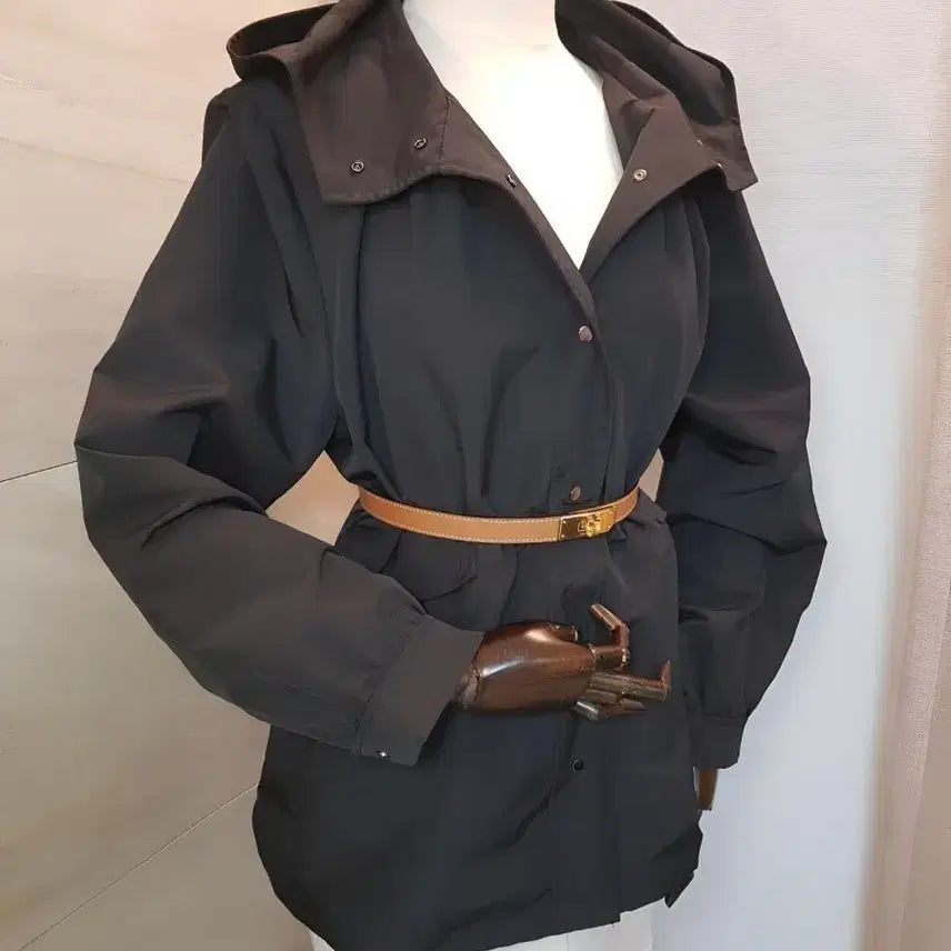 [BUNJANG] The Soo Lee Shirred High-Neck Hooded Jumper Jacket / 지금 입기 딱 좋은 셔링 하이넥 후드 점퍼자켓 새상품