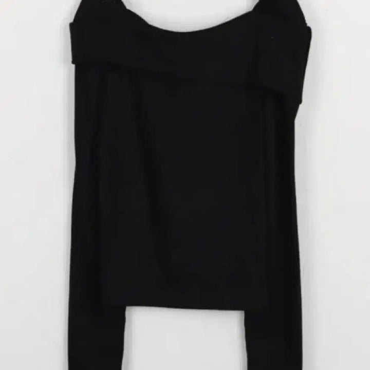 [BUNJANG] Off-Shoulder T-shirt Black / 언발 오프숄더 티셔츠 블랙