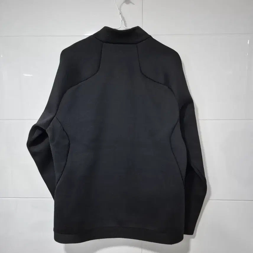 [BUNJANG] Descente Black Full-Zip Jacket / 데상트 블랙 풀집업 자켓100