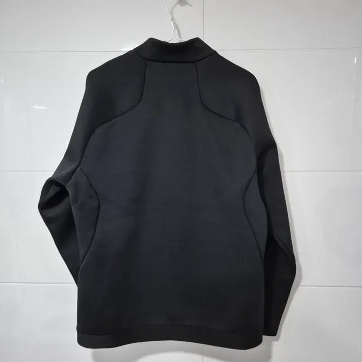 [BUNJANG] Descente Black Full-Zip Jacket / 데상트 블랙 풀집업 자켓100