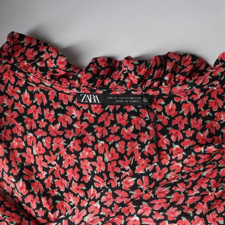 [BUNJANG] ZARA Floral Pattern Dress (XS) / ZARA 플라워 패턴 원피스 미사용/여성XS/TTKZHC2020