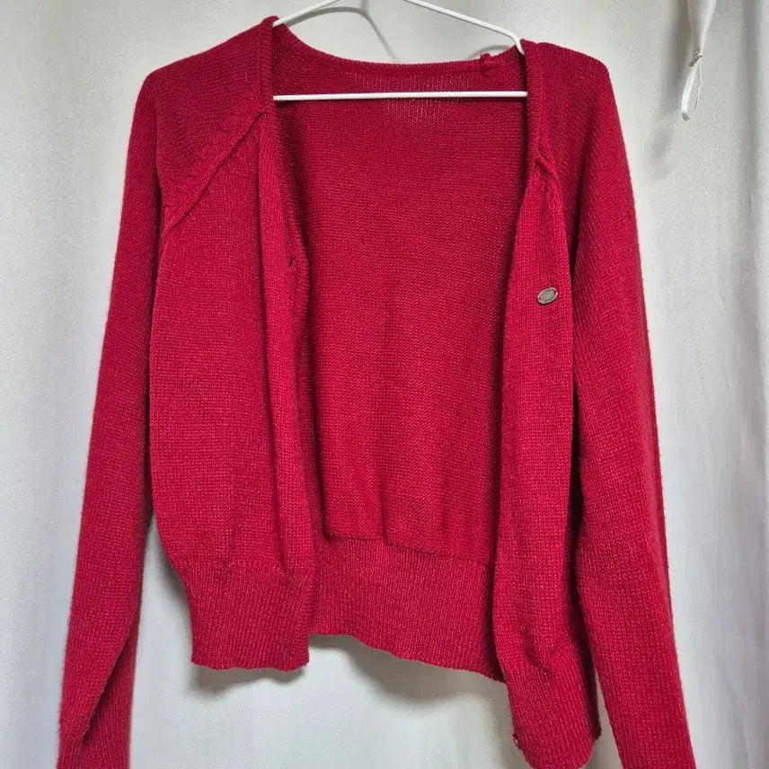 [BUNJANG] Ordinary Day Red V-Neck Knit Cardigan / 레드 브이넥 니트 가디건 에이블리 보통의날 여자옷 처분