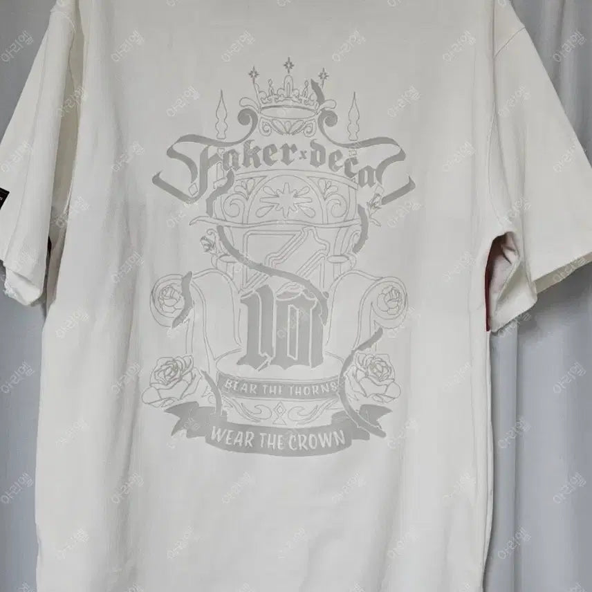 [BUNJANG] T1 Faker 10th Anniversary Deca T-shirt M / 페이커 10주년 데카 티셔츠 M + 포토북