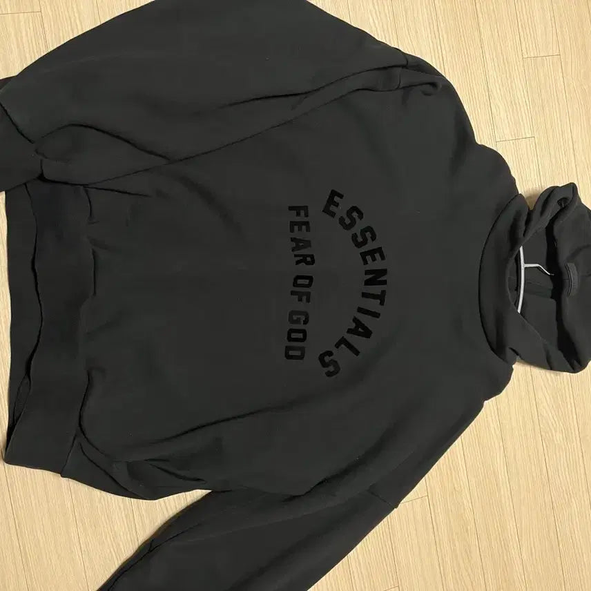 [BUNJANG] Fear of God Essentials Black Hoodie / 피어오브갓 에센셜 블랙 후드티