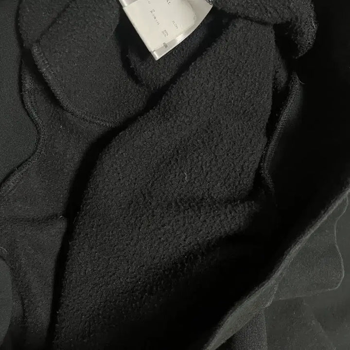 [BUNJANG] Fear of God Essentials Black Hoodie / 피어오브갓 에센셜 블랙 후드티