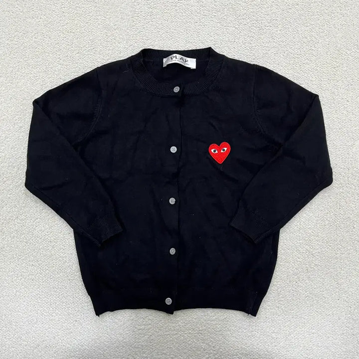 [SOLD OUT] 실측확인 하트패치 니트 가디건 (수축) 0311M