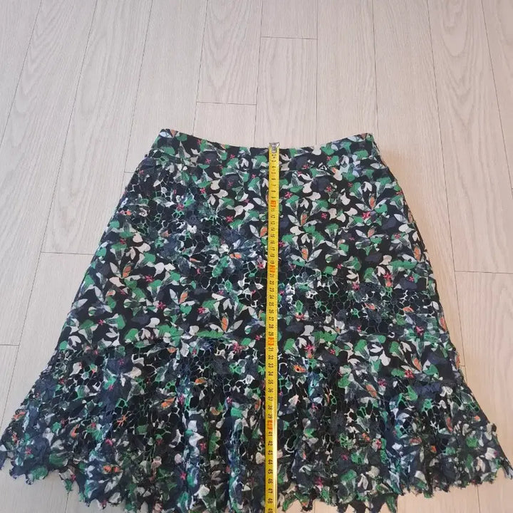 [BUNJANG] SJ SJ Flower Pattern Skirt / SJ SJ 플라워 패턴 스커트