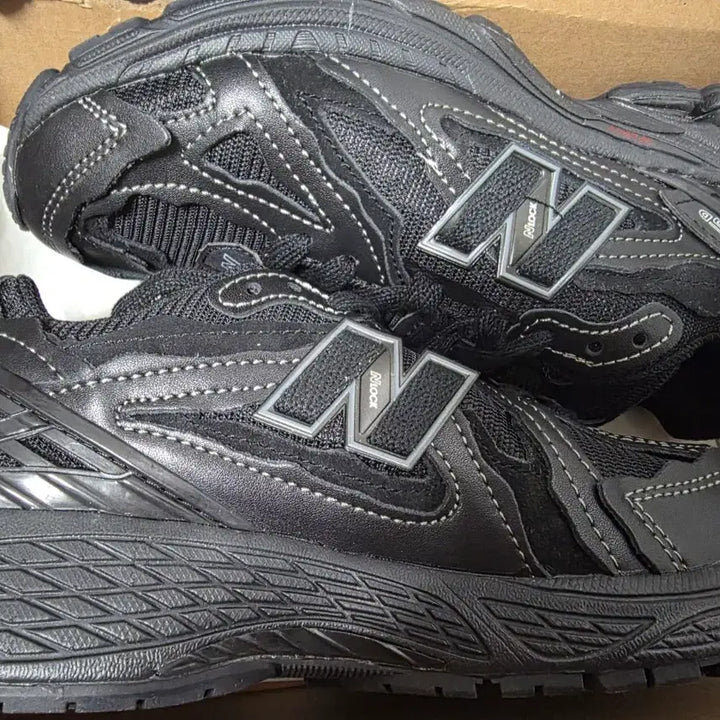 [BUNJANG] New Balance 1906D All Black Sneakers / 뉴발란스 1906D 올블랙 운동화