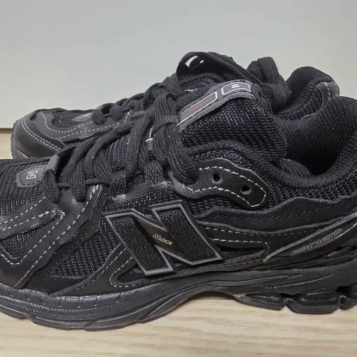 [BUNJANG] New Balance 1906D All Black Sneakers / 뉴발란스 1906D 올블랙 운동화
