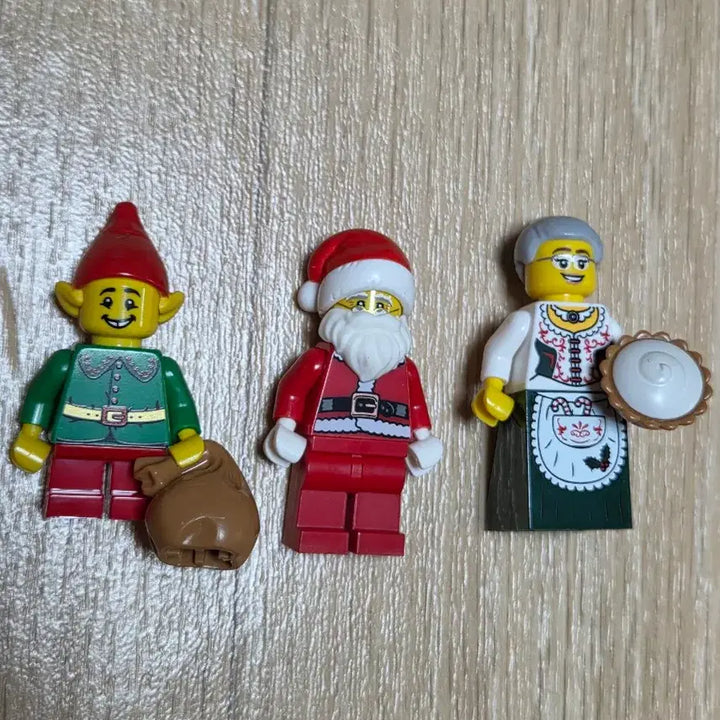 [BUNJANG] LEGO Minifigure Santa Fairy BAM Set / 레고 미니피규어 산타 요정 BAM 세트
