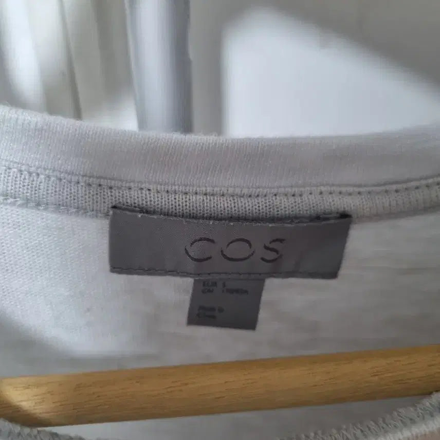 [BUNJANG] COS Gray Short-Sleeve T-Shirt / COS 코스 회색 반팔 티셔츠