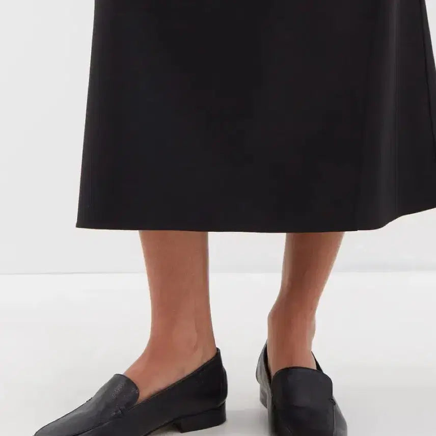 [SOLD OUT] 더로우 아담 로퍼 블랙 40 사이즈